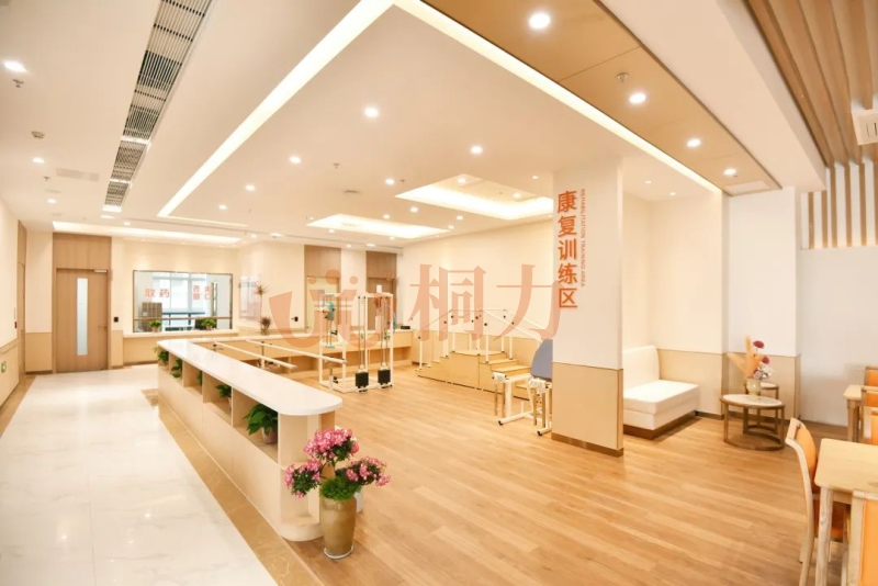 康复训练.jpg